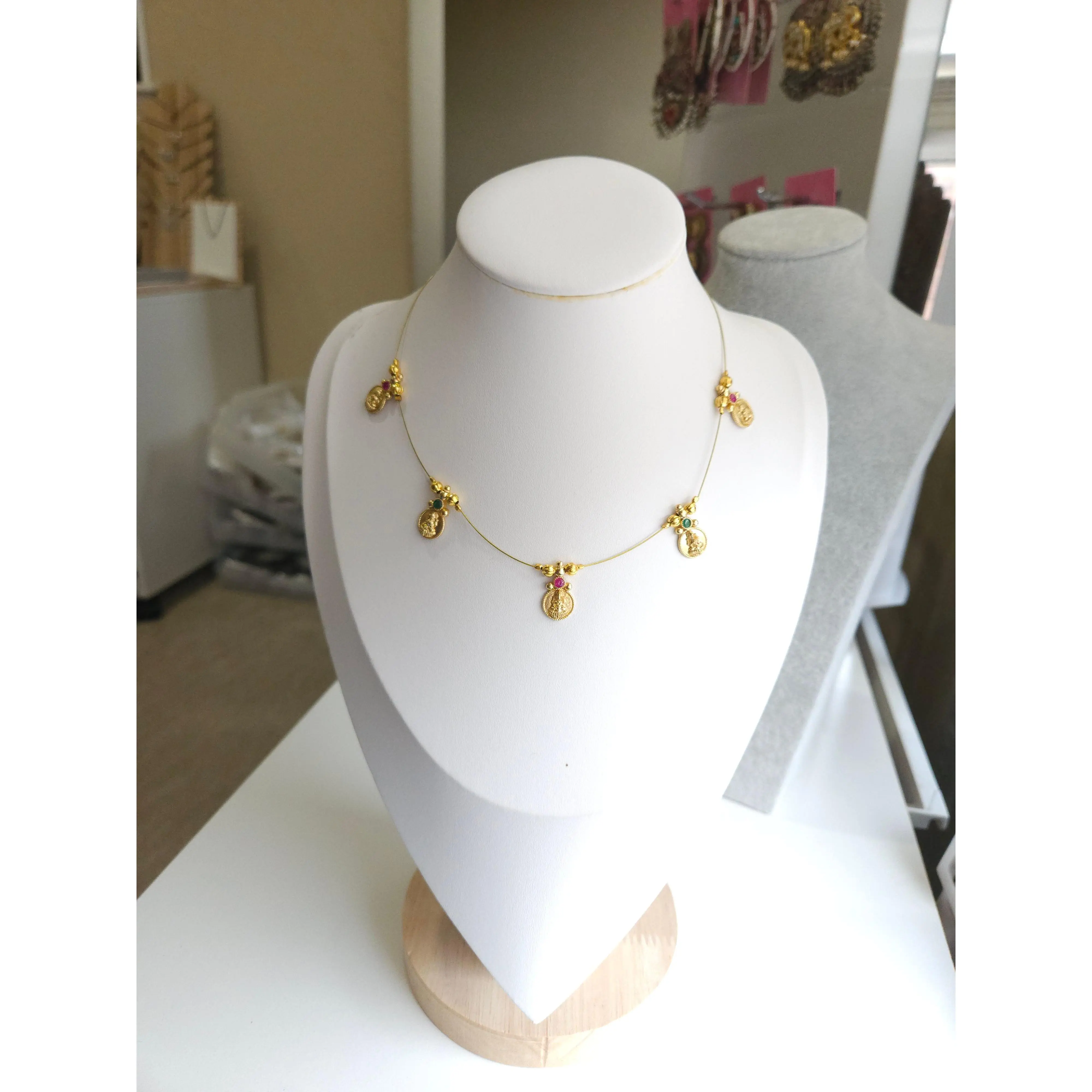 Lakshmi Goldplated invisible necklace