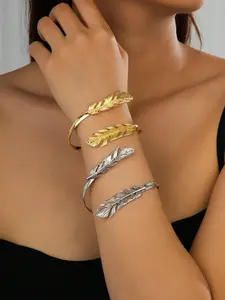 Vintage Feather Design Open Bangle Bracelet, & Silver Color Options, Unique Fashion Accessory for Women, Daily Wear Jewelry
