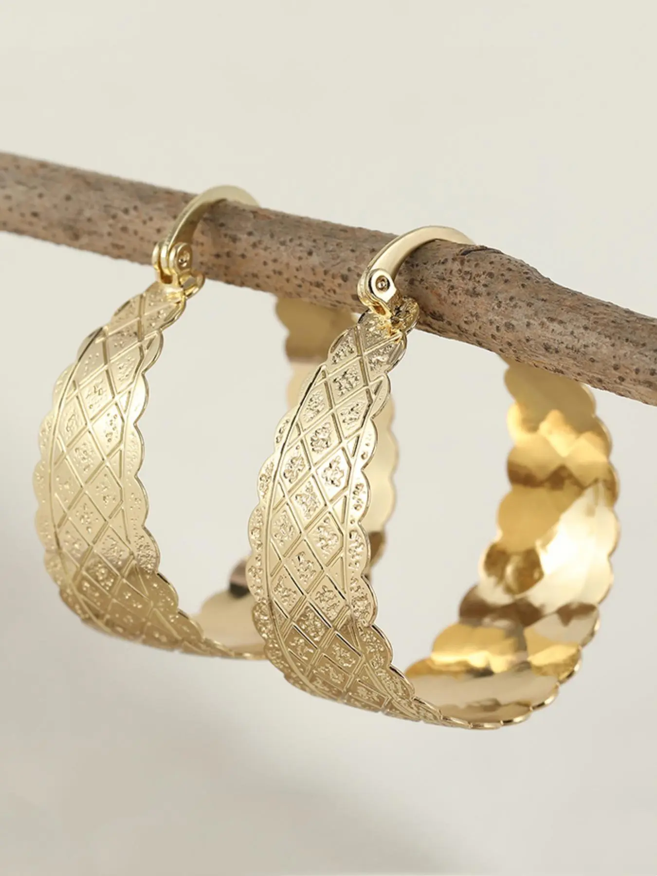 Women's Boho Carved Hoop Earrings, Dainty Fashion Jewelry for Party, Daily Clothing Decor, Trendy All-match & Exquisite Jewelry for Birthday Gift, Trendy Fashionable Accessories