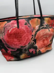 Pre-owned FENDI Coated Canvas Tote Bags Zucca & Floral Roll Tote Elegant Nature Inspired Design, Versatile Roll Tote for Daily Carry & Special Occasions, Perfect for Nature Lovers
