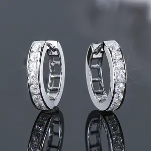 HELLOICE Moissanite Hoop Earrings VVS1 D Color Unisex Earrings Synthetic Moissanite Huggie Earrings for Women and Men