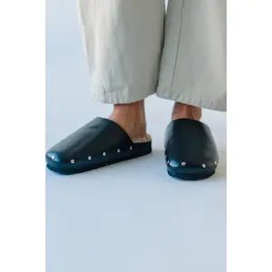 Matisse: Upstate Slide in Black