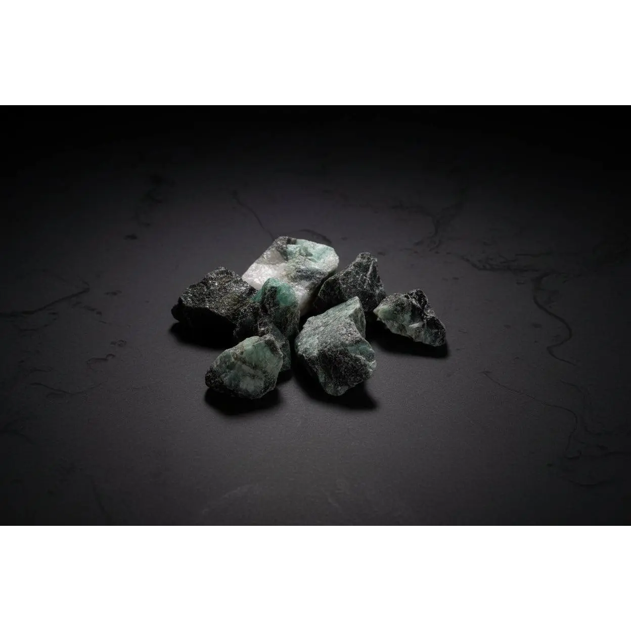 Raw Emerald Stone – Natural Green Mineral Specimen