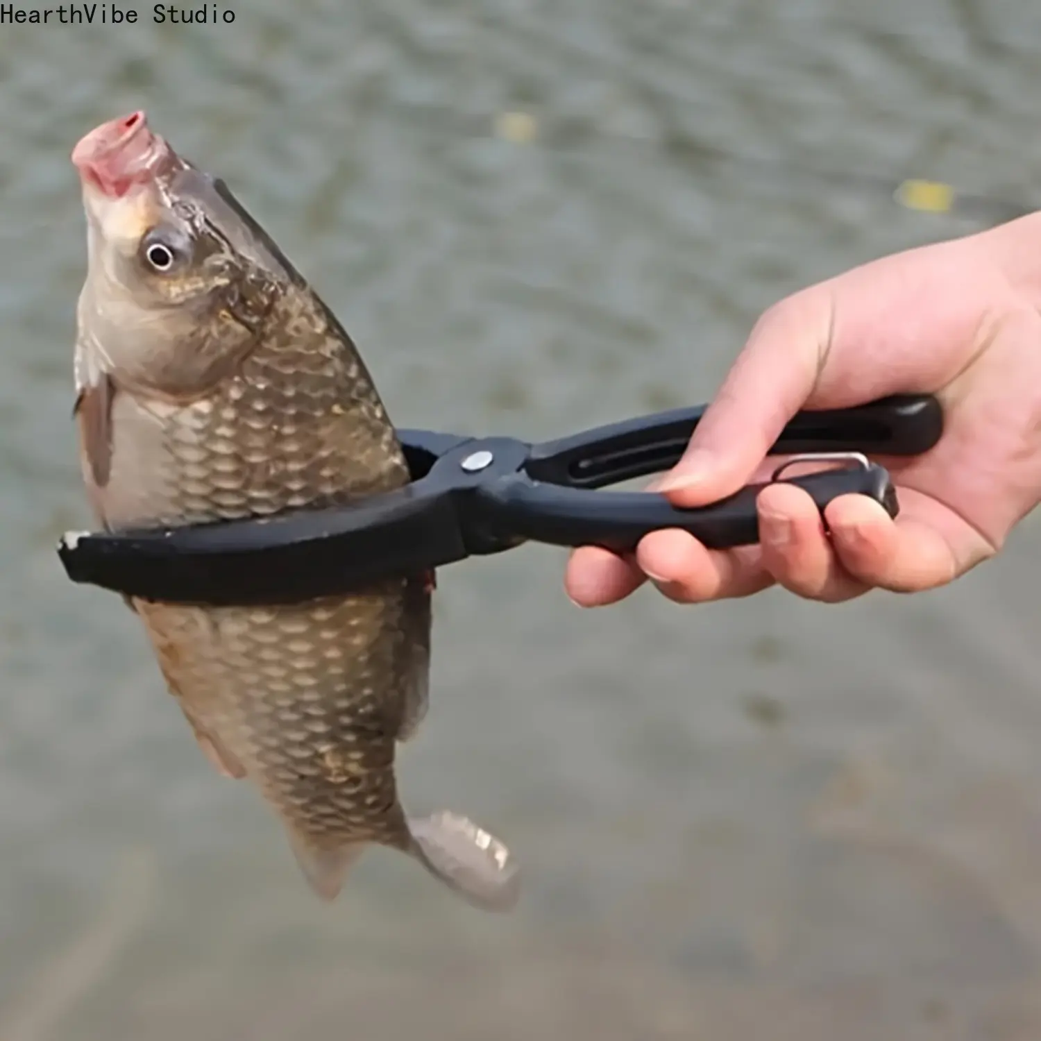 1/3-Piece Set: Fish Grippers — Durable, Non-Slip Handle Fish Control Pliers. A Must-Have Tool for Anglers and Fishing Enthusiasts, Offering a Secure Grip. Lightweight, Multi-functional Plastic Pliers — A Convenient, Non-Electric Fishing Accessory.