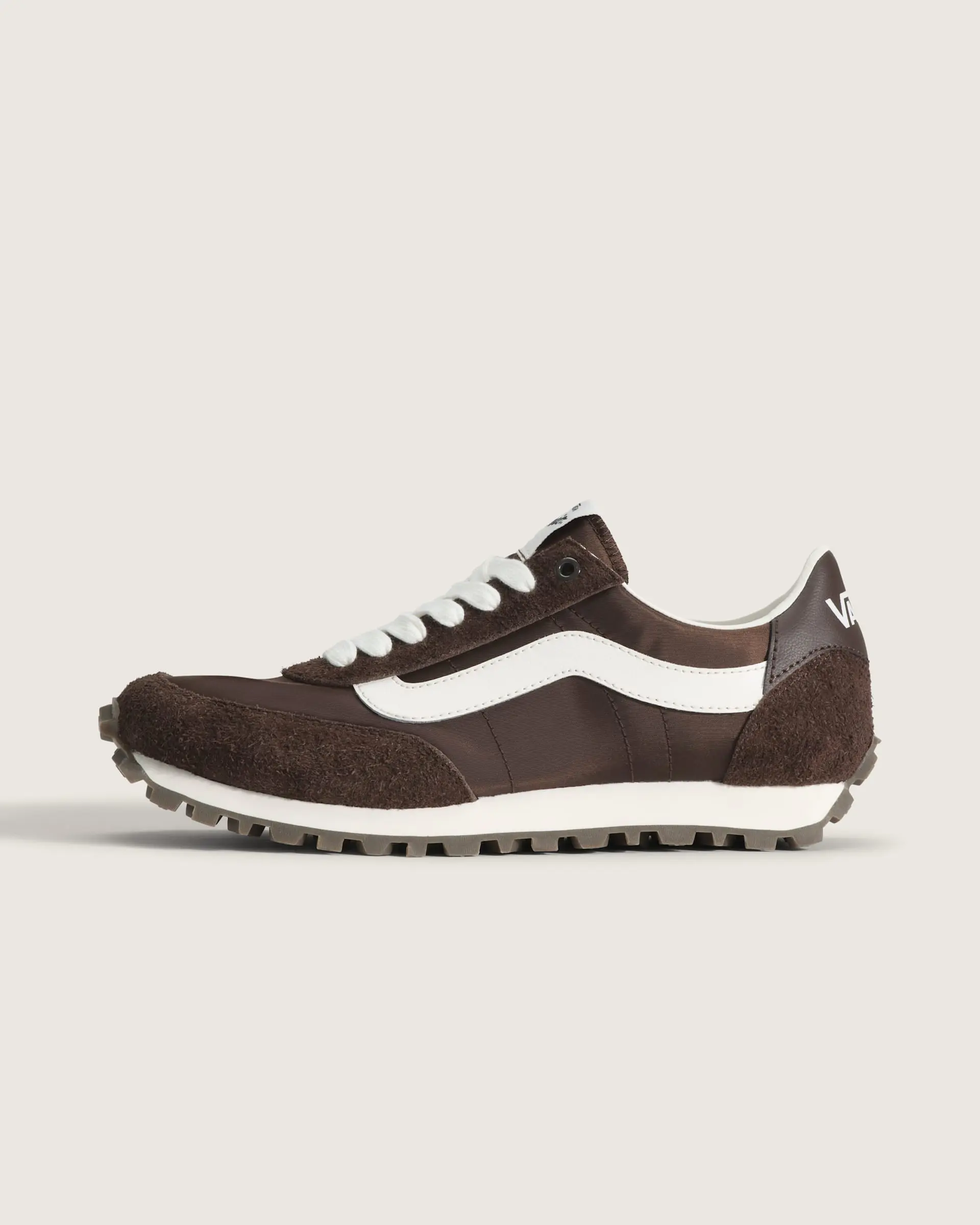 Vans Unisex Premium Style 152 Low Top Shoe Vans Unisex Premium Style 152 Low Top Shoe