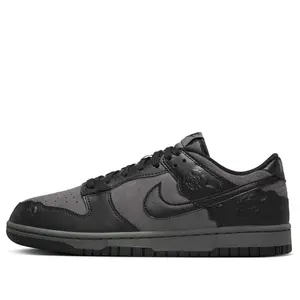 (WMNS) Nike Dunk Low 'Black Roses' HF1986-001