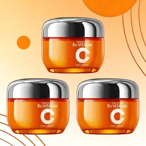 Daily Facial Moisturizer with Vitamin C, Mild Hydrating Face Cream for Long-Lasting Moisture and a Smooth Texture