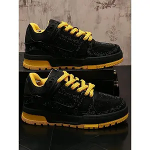 PersonalizedMen'sShoesRhinestoneMen'sShoesFashionableAll-MatchCasualShoes2025NewComfortBoardShoesBeautifulBreadShoes