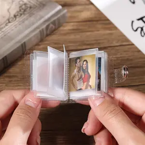 Mini Photo Album Keychain, 1 Count Mini Funny Photo Scrapbook Keyring, Commemorative Gift for Lovers Anniversary Family, Valentine's Day Gift Idea, Stylish Keychain