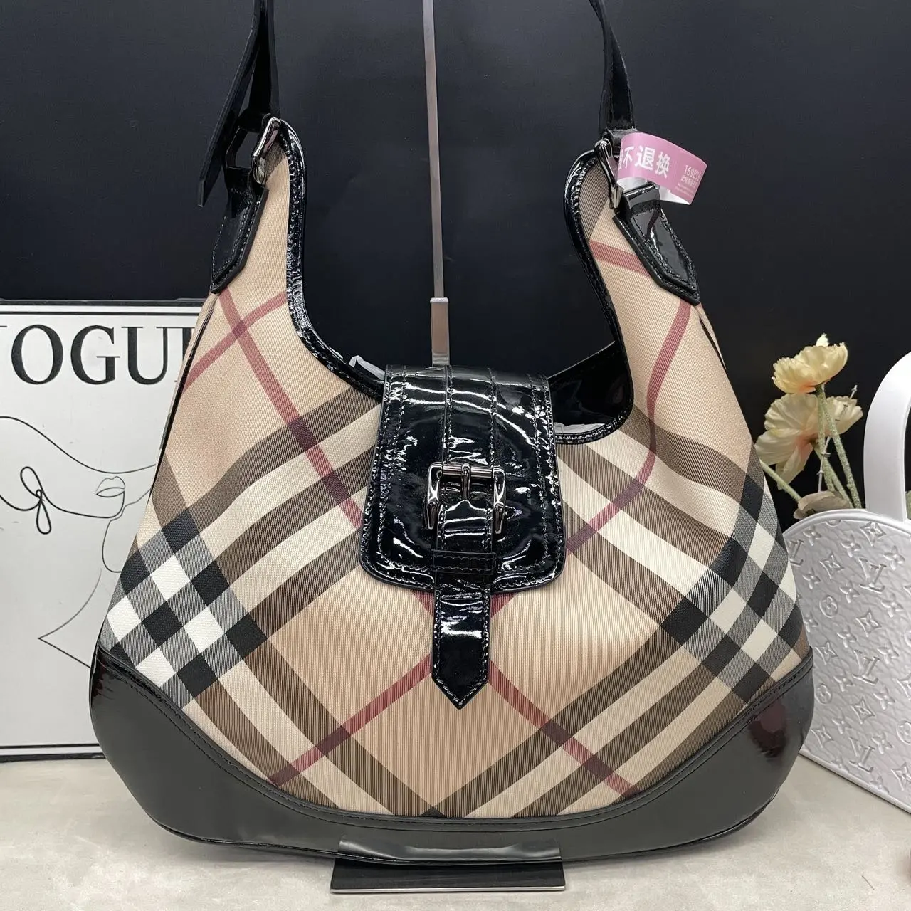 Pre-owned BURBERRY Canvas Shoulder Bags 7.8'' R17719 Shoulder Bag C10143762156 0604 T5 Qiqi