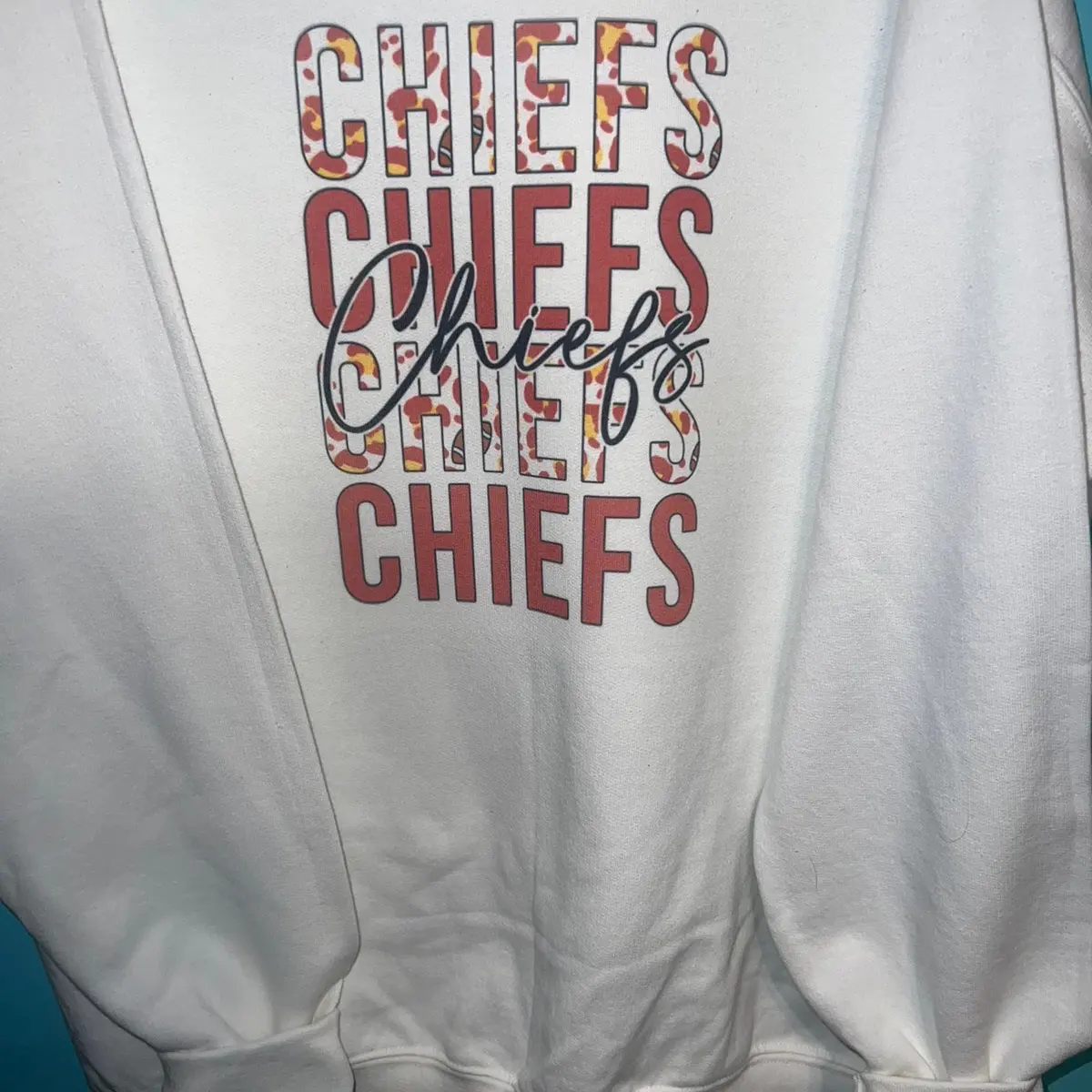 chiefs sweatshirt