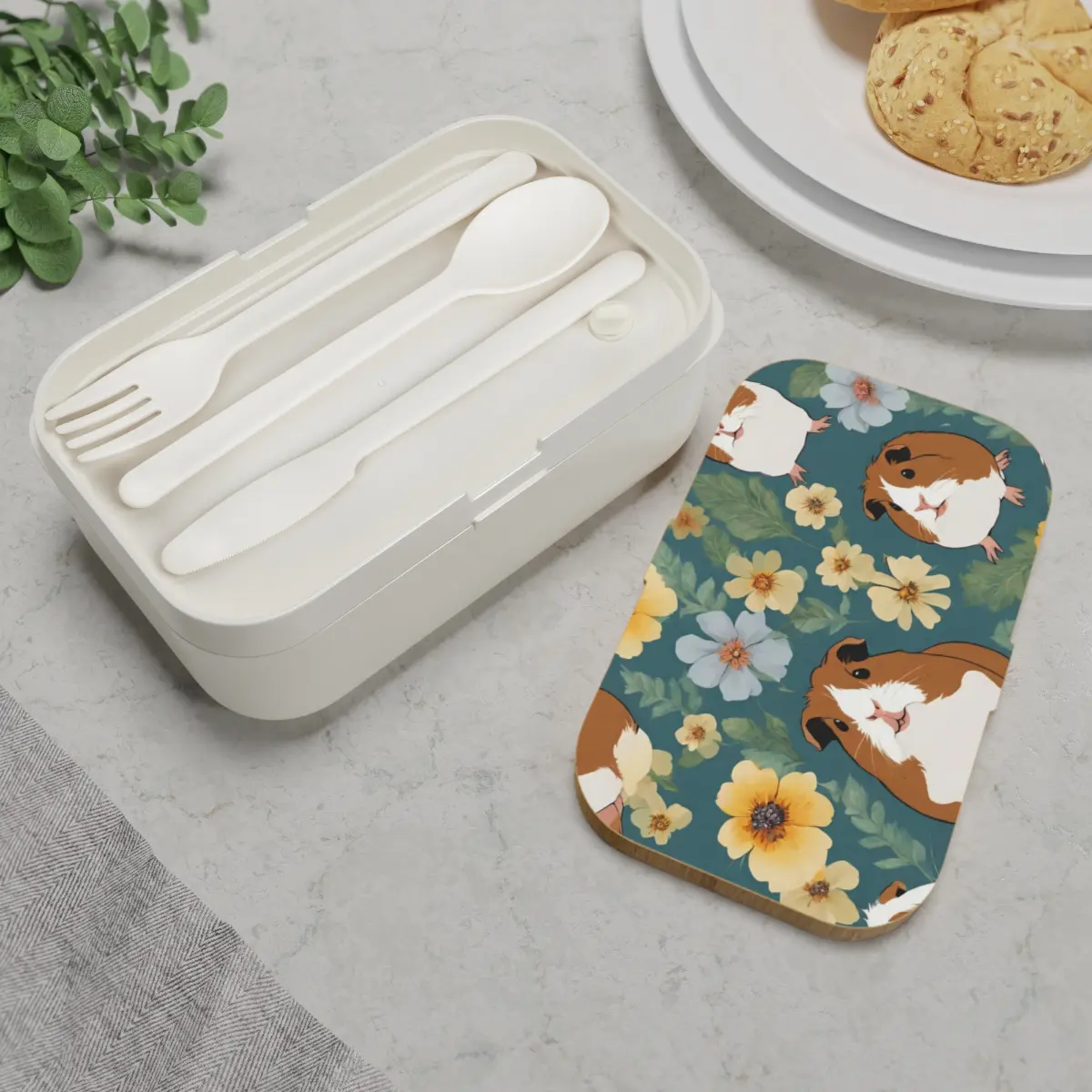 Guinea Pigs and Flowers Bento Lunch Box, Cute Guinea Pig Lunchbox