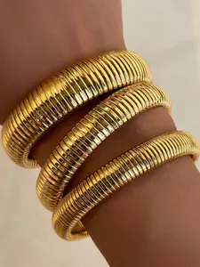 Gold Bracelets for Women, Gold Bangles for Women Chunky Bangle Bracelets for Women Bracelets Stack Gold Jewelry Set of 3 for Women Accessories for Her Gifts, Permanent jewelry