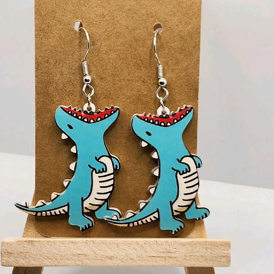 Unisex Dinosaur Hook Earrings, Prehistoric Theme, Sturdy Plastic (PP) Design, Captivating Dinosaur Figures, Comfortable Fit, Durable Costume Jewelry
