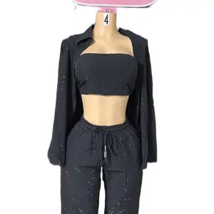 SET COMPLETO TOP, PANTALÓN, CAMISÓN NEGRO