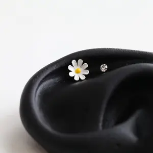 Daisy Cartilage Earring • 18g Threadless Pushin Tragus • Dainty Flower 4mm Barbell • 20g Helix Daith Conch Labret • Tiny Blue Conch Piercing