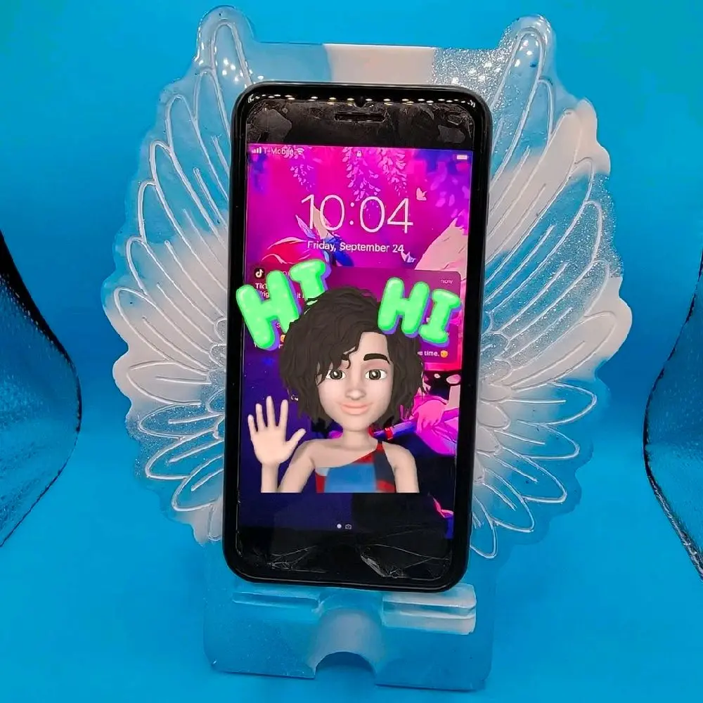 Custom Resin Phone/Tablet Holder with Angel Wings Design for Secure Viewing and Stylish Display