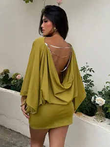 Sexy & Elegant High-End Banquet Style Loose Batwing Sleeve Dress. Metal Chain Spliced Open Back Waist-Cinching Bodycon Mini Dress. Reversible Design Street Style Solid Color Summer Party Dress.