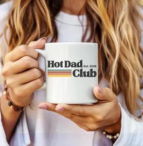 Hot Dad Club 2026 Ceramic Mug: Retro New Dad Gift, First Father's Day Present