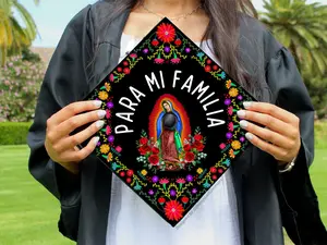 Para Mi Familia Virgen de Guadalupe Graduation Cap Topper - Mexican Floral Grad Cap Decor Class of 2026 Personalized Latina Hispanic Graduate Gift"