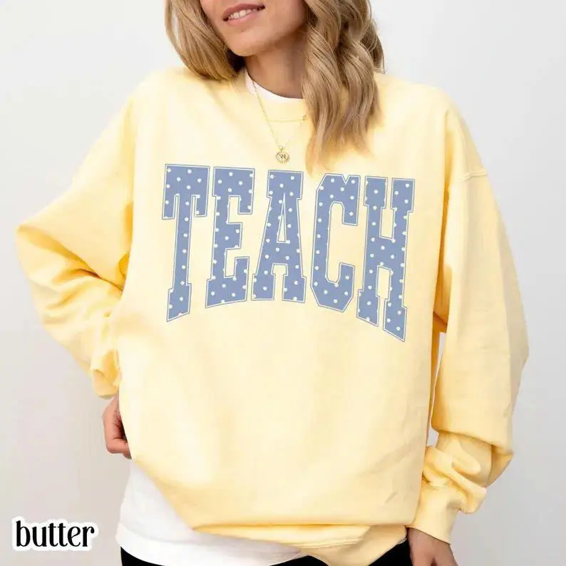 Women's Comfortable Comfort Colors Blue Polka Dot Print Sweatshirt - Cottagecore Aesthetic School Pullover, 1st-2nd Grade Teacher Gift for Everyday Style