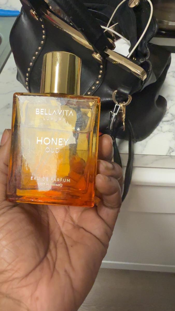 Item: Buzzin & Bussin by Bella Vita Luxury