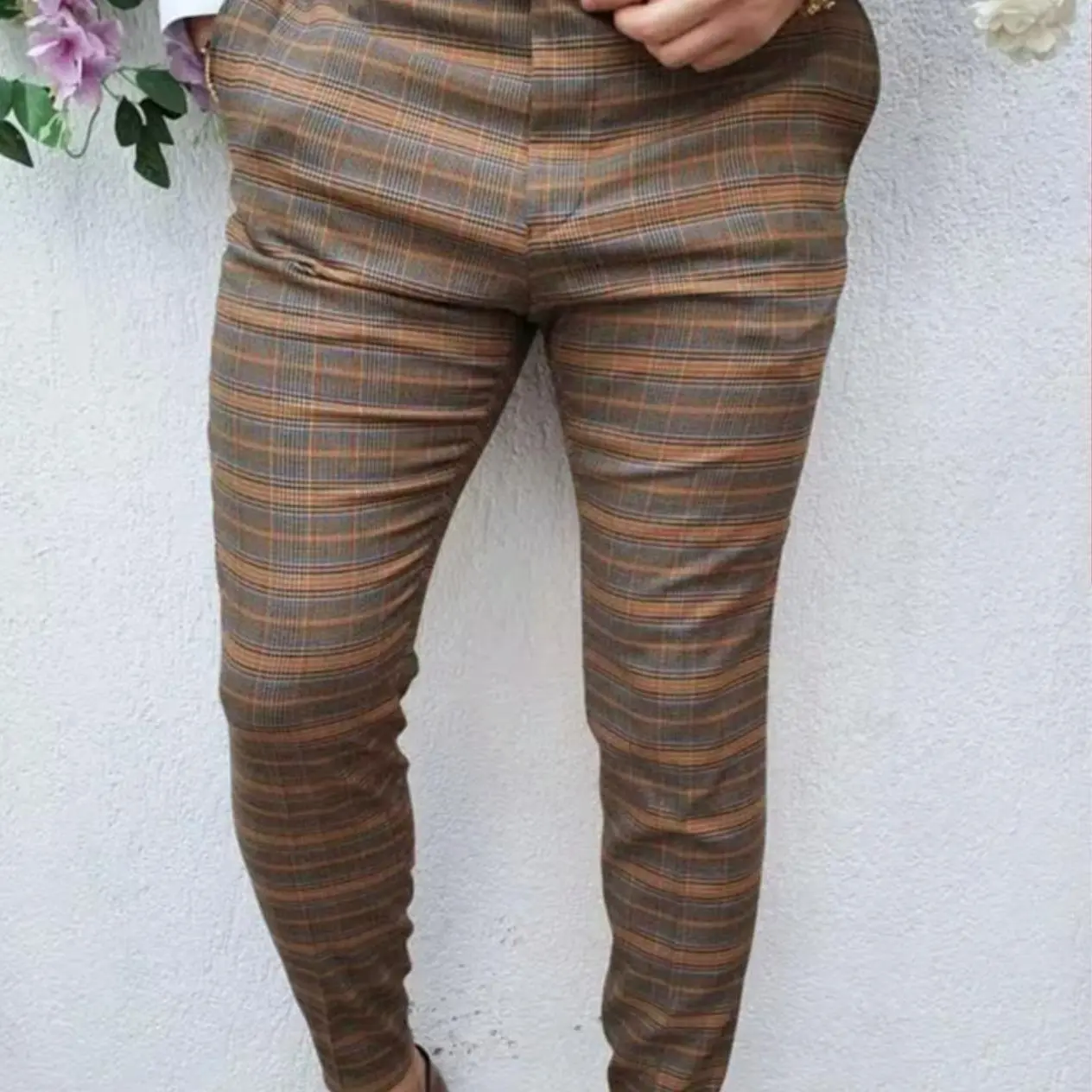 Men's Slim Fit plaid Trousers / brown ,orange and gray geometric pattern casual work  wear for office  and party ,  high elastane fabric.label size: M
