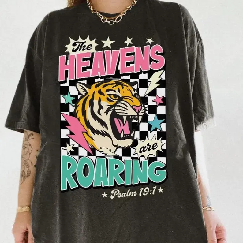 Women's The Heavens Are Roaring Round Neck T-Shirt - Smooth, Solid, Seamless Christian Religious Bible Verse Style Top, 80s Faith & 90s Aesthetic Black Hoodie/Black Sweatshirt