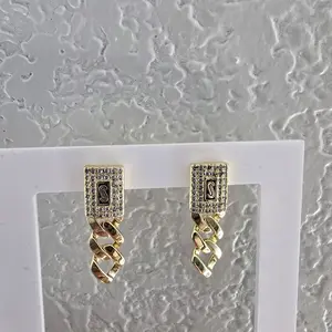 Aretes monacos oro laminado de 14k