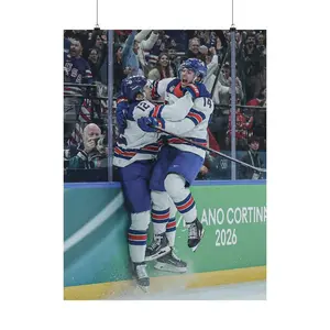 Hockey USA Champion Colletion Posters Photo Paper Inkjet Printing Highest Resolution Bright Colors Triangular Tubes Durability
