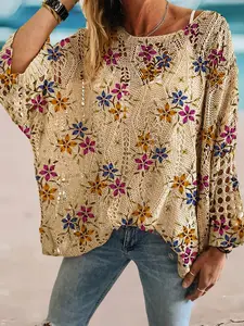 Spring and summer round-neck diamond hollow Cutout batwing-sleeve top, bohemian floral print, casual layering blouse for beach vacations, Women
