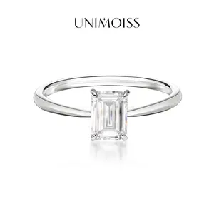 UniMoiss 1ct Step Cut VVS Moissanite Timeless Solitaire Prong Ring Daily Costume Jewelry Accessories Perfect Birthday Wedding Engagement Anniversary Gifts for Women