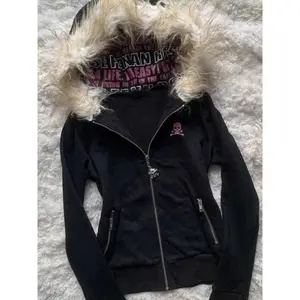 Y2K Black Zip-Up Hoodie with Faux Fur Collar — Sexy Women’s Harajuku Gothic Slim Fit Sweatshirt/Jacket with Letter Graphic Print, Winter Wear