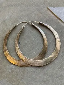 Vintage Hammered Hoop Earrings for Women, Large Dangle Silver Gold Tone Statement Earrings, Boho Handmade Textured Big Hoops, Retro Ethnic Jewelry Gift