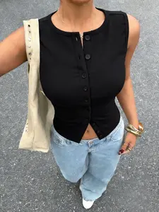 Women's Basic Minimalist Solid Black Button Front Sleeveless Top, Slim Fit Cropped Cami, Casual Daily Wear Womenswear