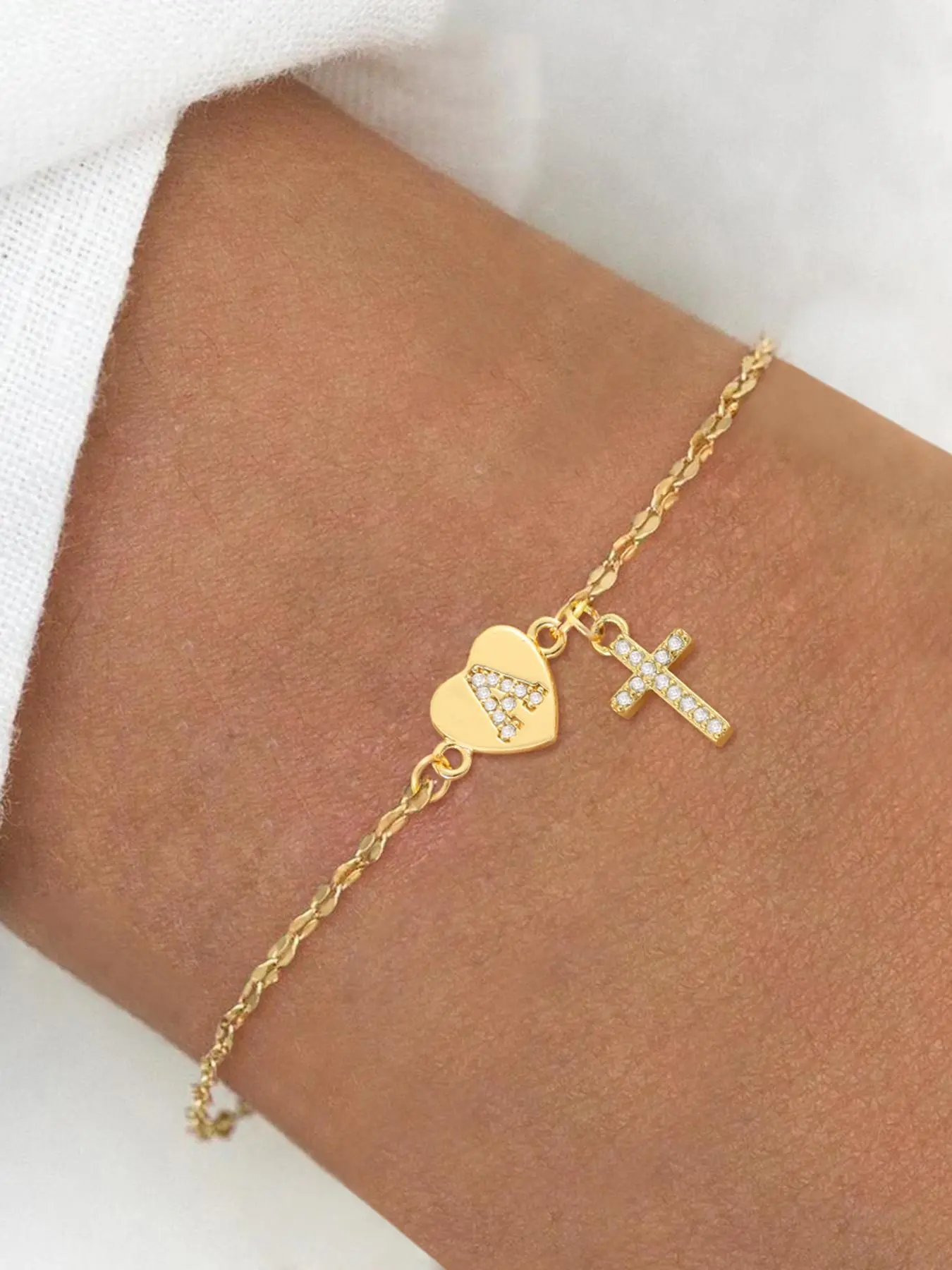 Heart Initial Cross Pendant Bracelet, Stainless Steel Chain Bracelet for Women, Fashion Jewelry for Party, Daily Clothing Decor, Trendy Exquisite Jewelry for Gift, Heart Shaped Bracelet, Bracelet with Pendant, Bracelets Jewelry