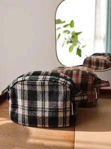 Classic Plaid Large Capacity Makeup Bag, Travel Cosmetic Bag, Makeup Storage Bag, Makeup Organizer, Travel Portable Multifunctional Inner Pouch, Handheld Zipper Wash Bag, Unisex Xl Size