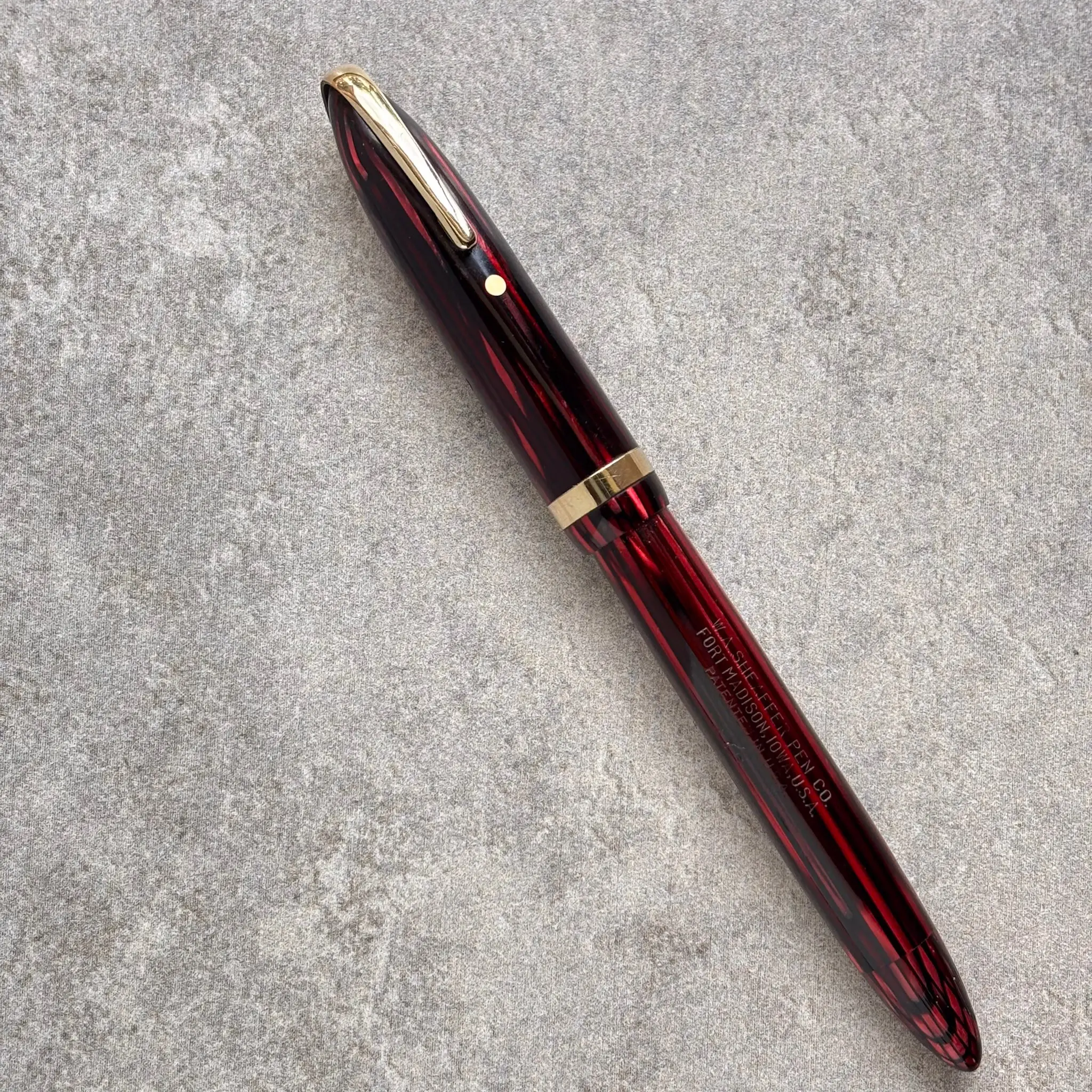 Sheaffer Balance 875, Carmine Red with Gold-filled Trim