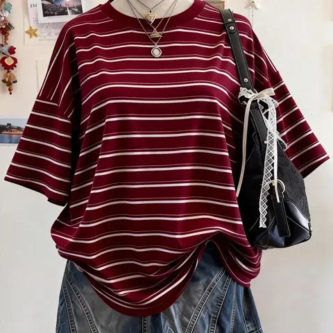 Red & White Striped Comfort Oversized T-Shirt, Versatile Drop Shoulder Short Sleeve Top for Daily Wear, Streetwear, Basic Tee for Women, Breathable Soft Fabric, Perfect for School, Travel & Everyday Outfits, Casual Summer Tee