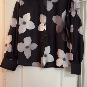 Women's Floral Print Collared Shirt, Casual Long Sleeve Top for Daily Wear, Ladies Clothes, All Seasons Blouse