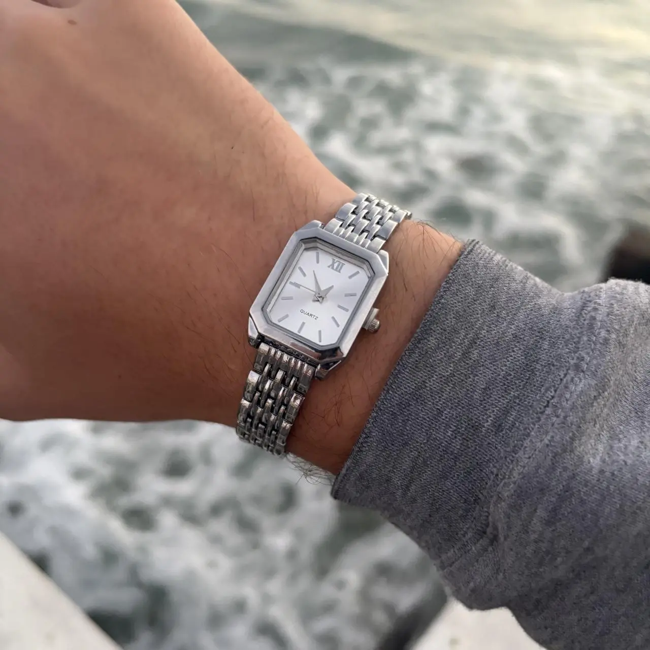 Vintage Silver Rectangle Link Watch Unisex - Silver Toned Rectangular Face with Minimalist Dial & Multi Link Bracelet - Lightweight & Elegant for Casual or Dressy Outfits