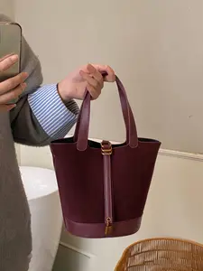 1pc Valentine's Day Stylish minimalist casual retro solid-color bucket bag Casual Fashion Bag Perfect for daily commuting, shopping, and dates Versatile gift option Essential handbag for women