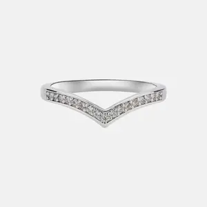 【60New】“Stack Bands” Synthetic Moissanite V-band