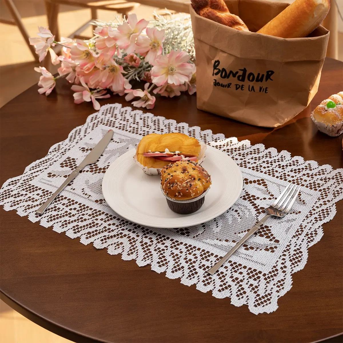 1pc Cotton Thread Table Runner Hollow Crochet American Country Large Flower Pattern Hotel Home Dining Table Mat, 1 Piece