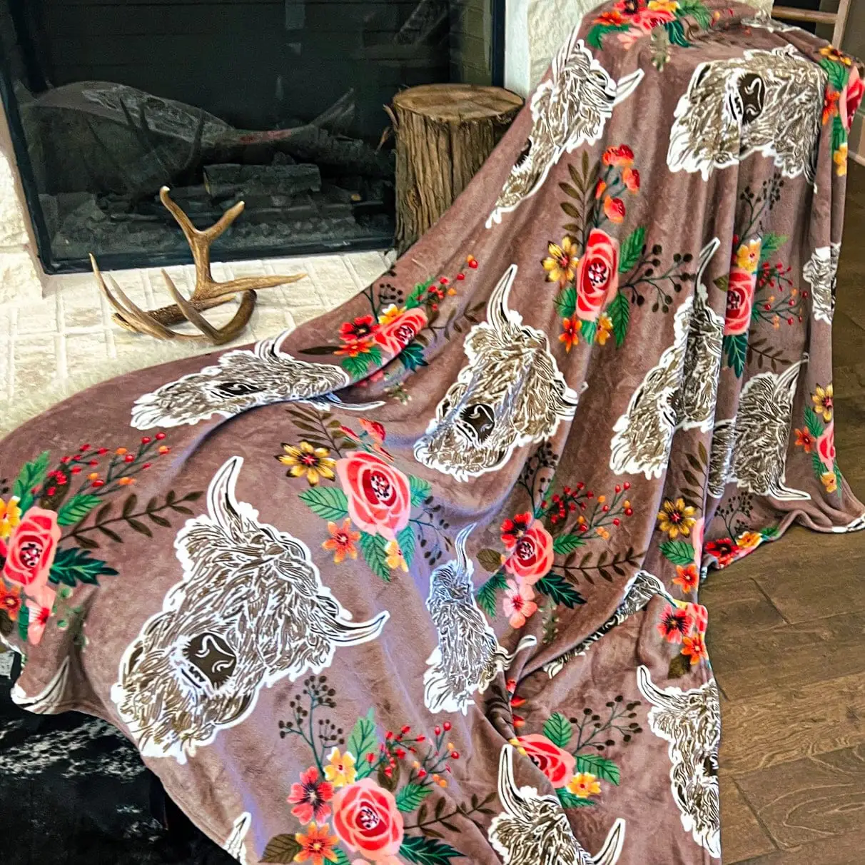 The Reese Lightweight Throw Blanket 60"x80"