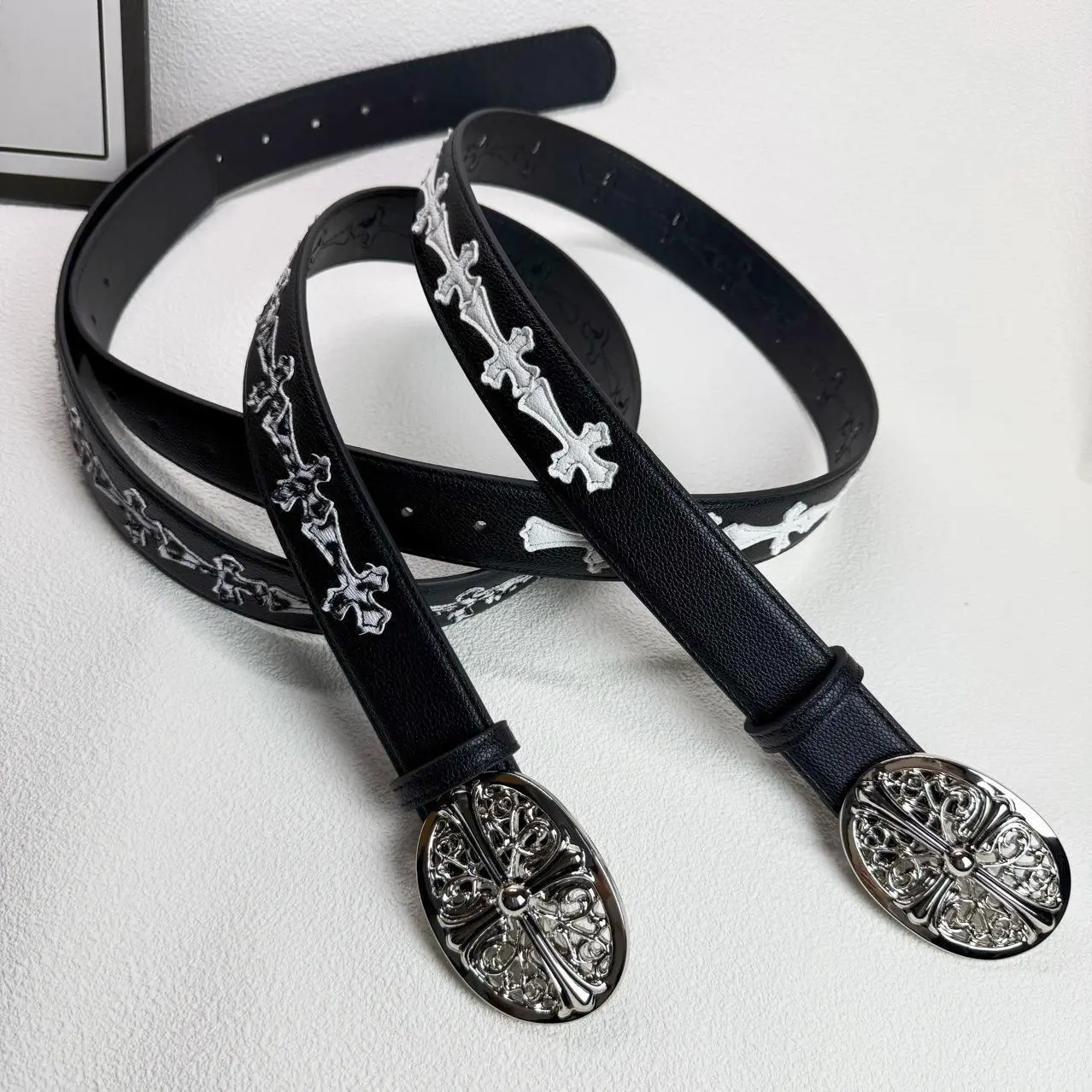 Evergreen Vine and Star Leather Belt – CH Crowe Vintage Unisex Fashion Accessory