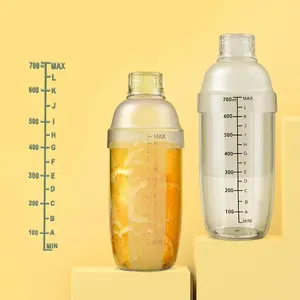 Drink Mixer Shaker Cup – Plastic Cocktail Shaker for Bartenders or Tea Fans – 530ml/700ml Sizes for Home Use or Party Vibes