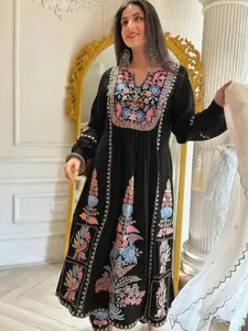 Indian Pakistani Ready to Wear Kurta Pant Set