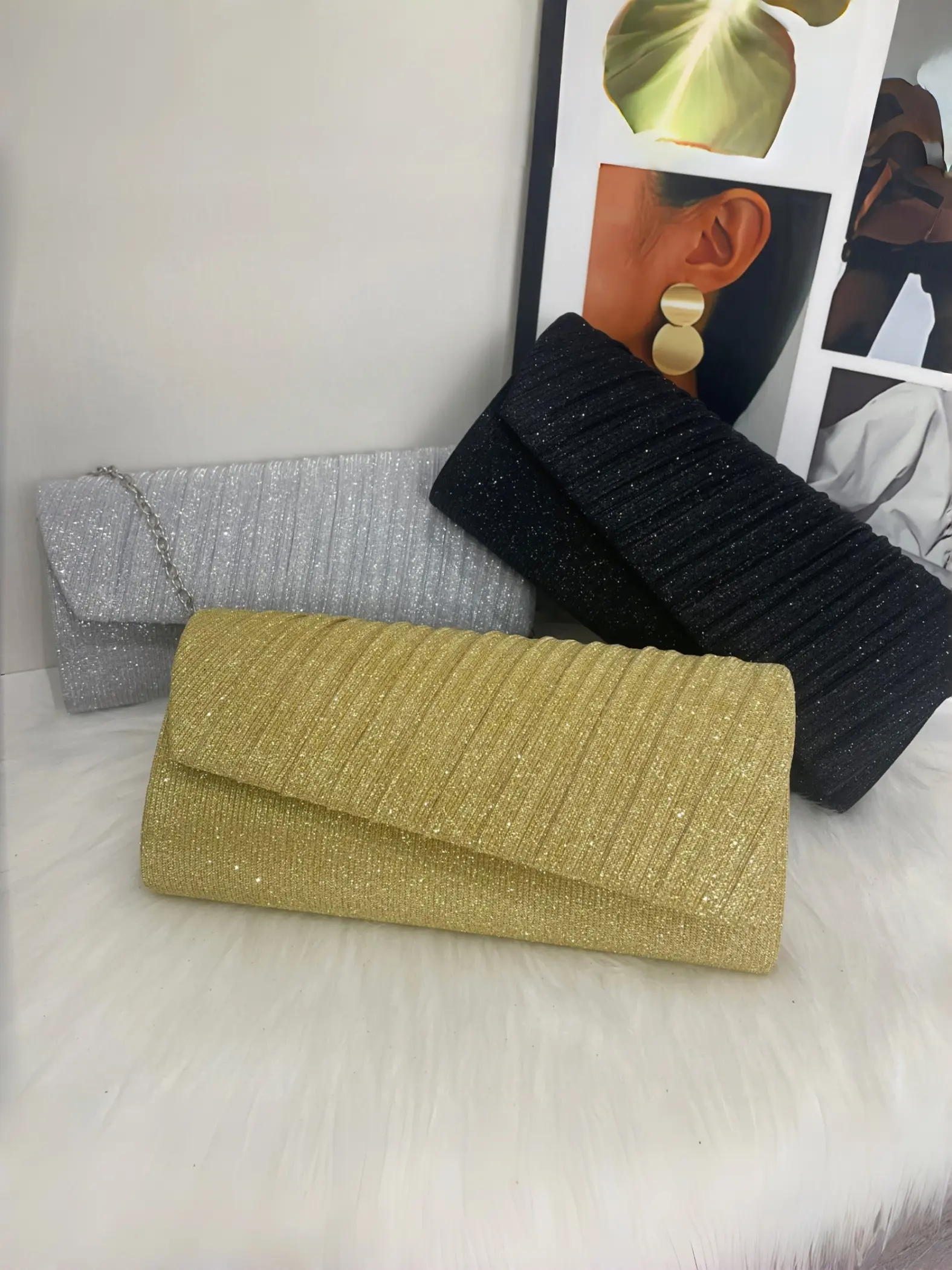 Women's Pleated Evening Bag, Unique Slant Design Envelope Wedding Guest Clutch, Small Handbag for Weddings and Dates, Elegant Stylish Purse, Versatile Sparkle Purse for All Seasons, Trendy Clutch Bag