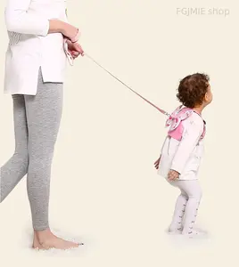 Includes shipping fee: 1.5 m lockable anti-loss backpack leash — a secure backpack leash and leash that provide a safe and convenient solution for outdoor use.